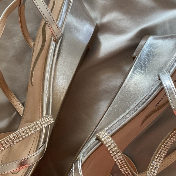 Silver sandals - Picture 6 of 11